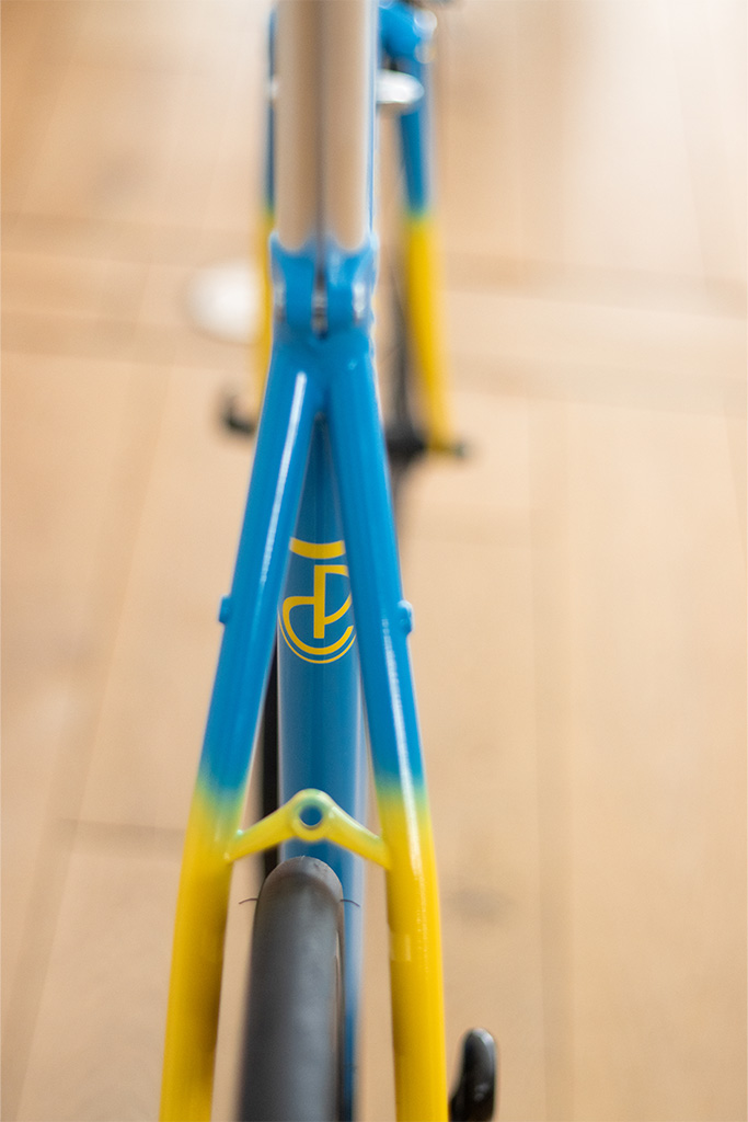 Upcycle one–off 006 -quella azzurra e gialla