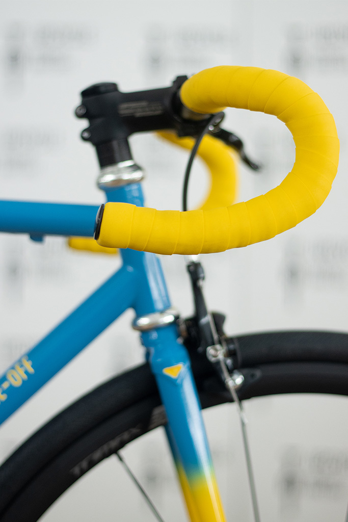 Upcycle one–off 008 -quella azzurra e gialla